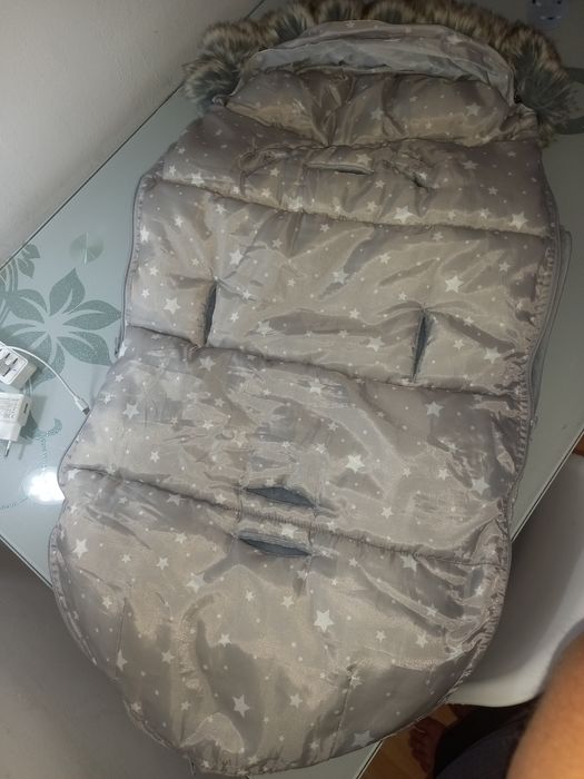 Śpiworek zimowy do wózka I na sanki