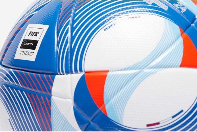 Футбольный Мяч безшовний Adidas