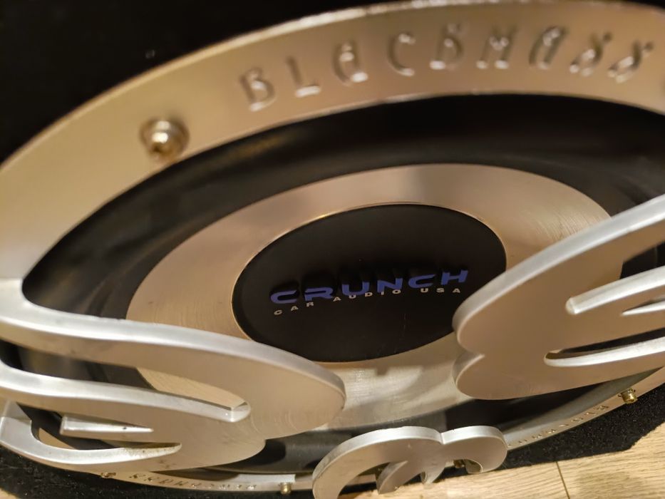 Subwoofer Crunch crb300 + wzmacniacz Blaupunkt GTA 260