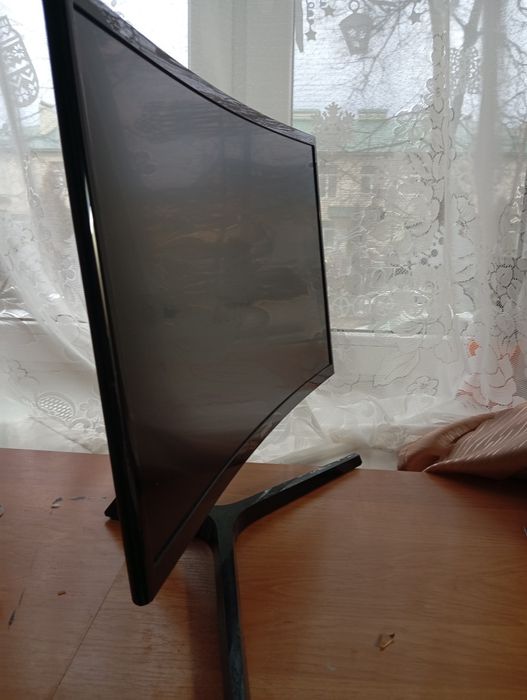Монітор Samsung або системний блок