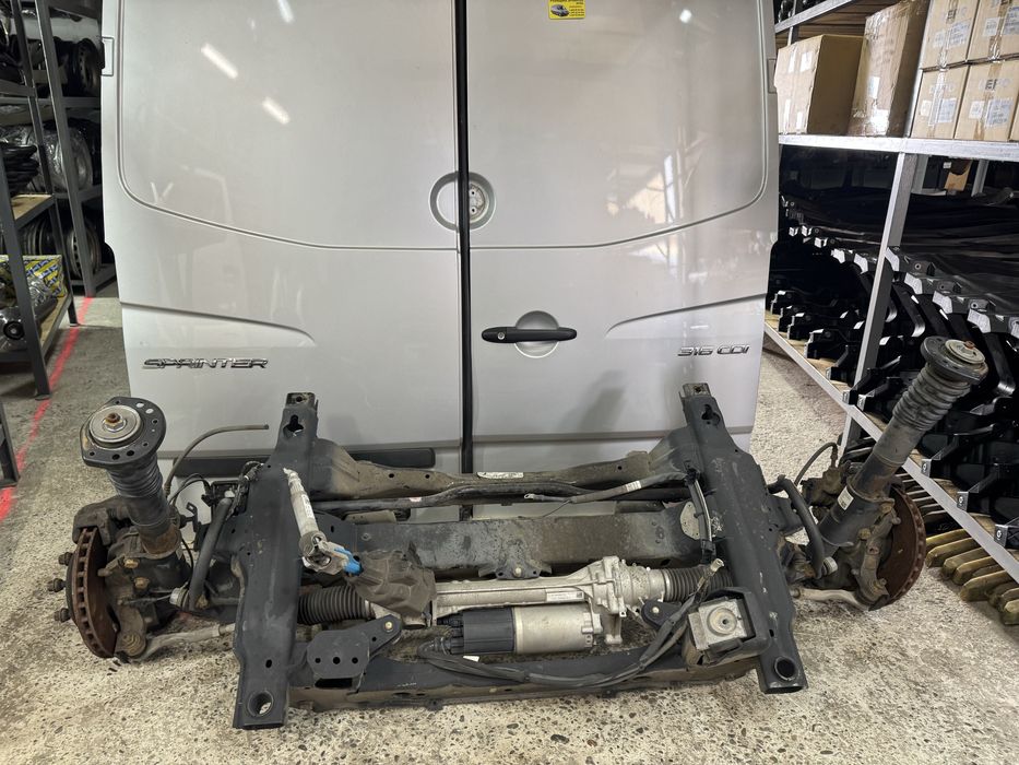 балка моторна взборі англіяmercedes sprinter w907-910 привід 2018-2026