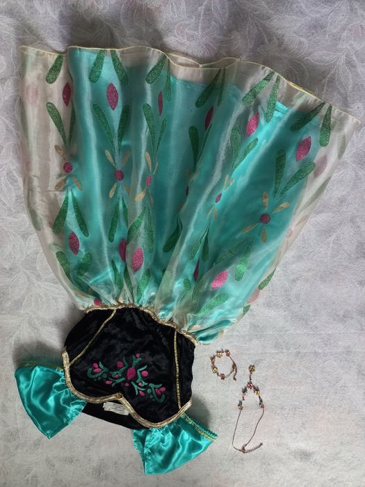 Сукня Анни ("Крижане серце "), 9-10 років