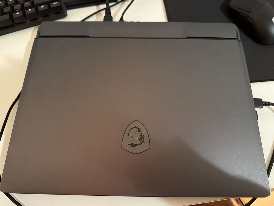 MSI Vector 16 HX A14VHG- RTX 4080 - i7-14650HX