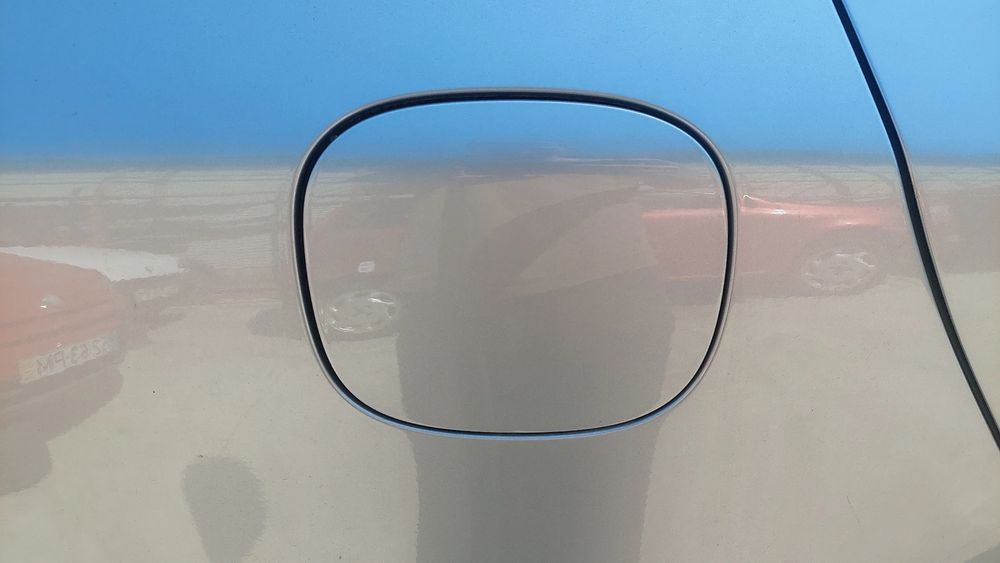 Tampa depósito combustível VOLVO V60 I (155)