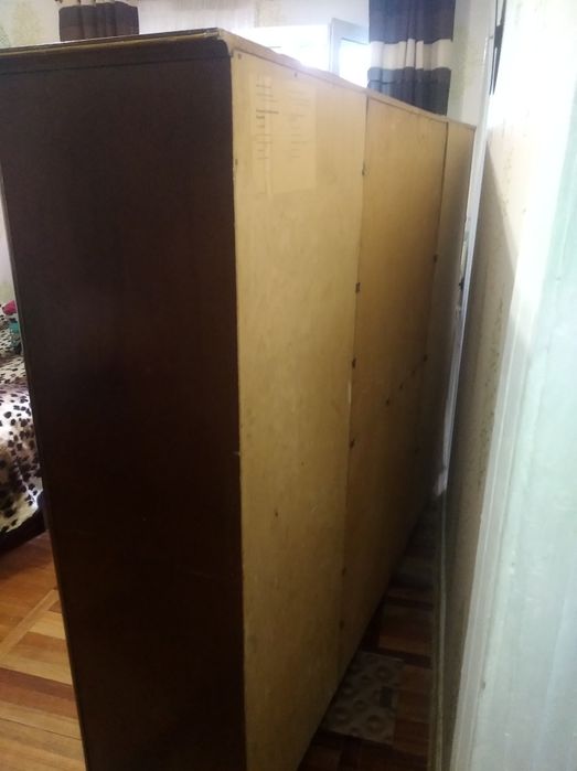 Шкаф сервант ЮТТА ГДР, винтаж, ретро