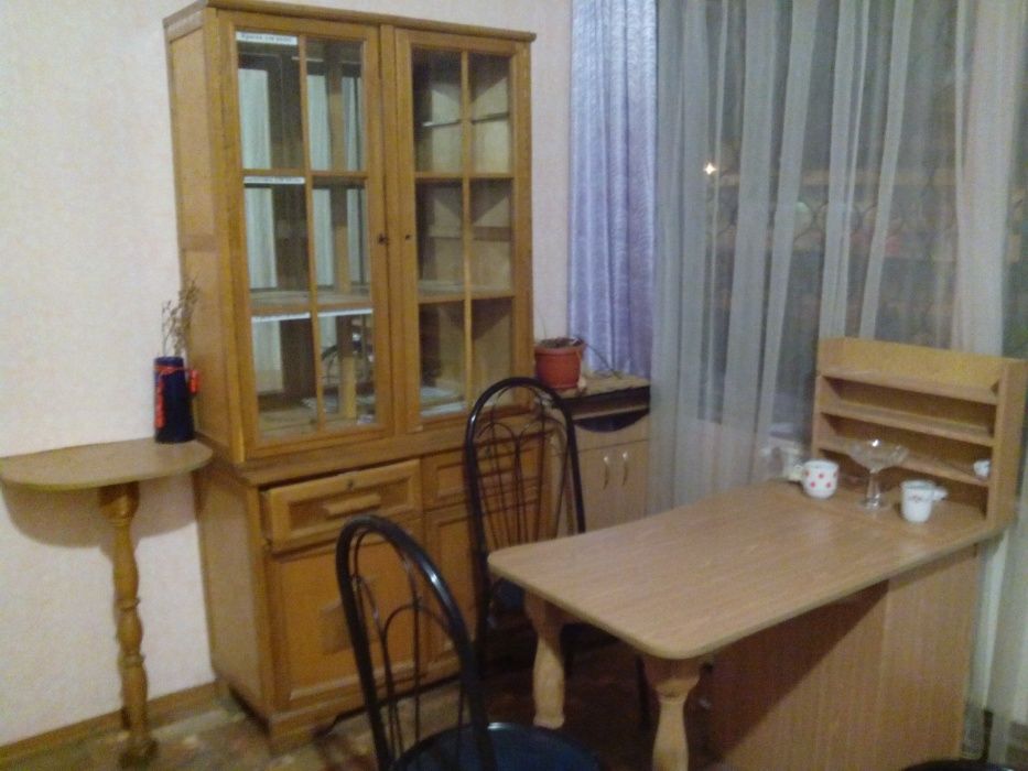 Продам недорого мебель для салона (мойка, место модельера и маникюра)