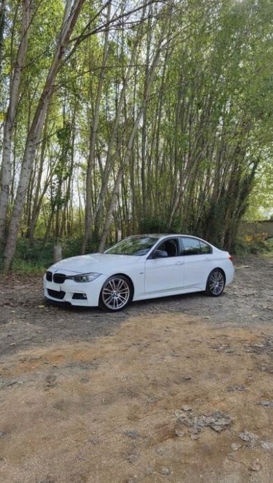 BMW 328i  sport pack M