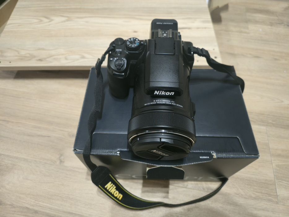 Nikon coolpix  P1100