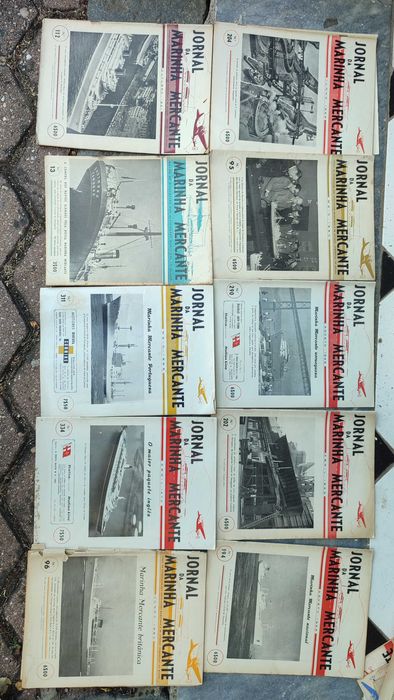 Lote 75 Revistas antigas Jornal da Marinha Mercante