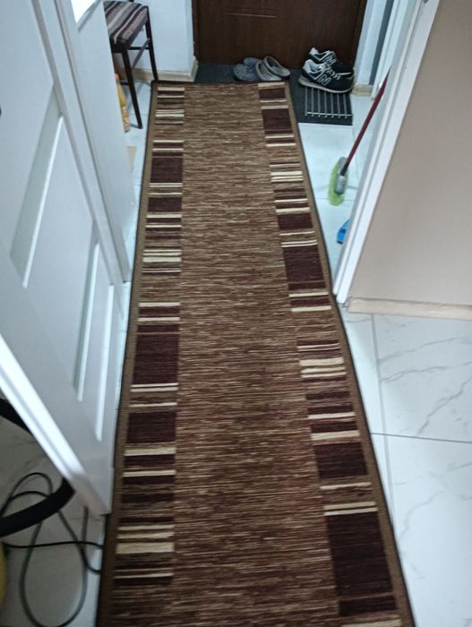Sprzedam dywan 1.20 x 1.70 i chodnik 3mx 0.8 m . Komplet