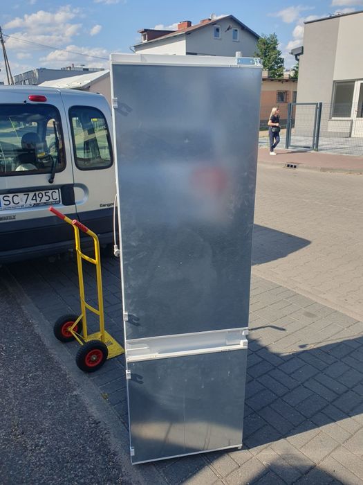 Lodówka do zabudowy Constructa