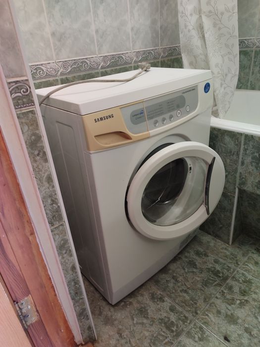 Продам пральну машинку SAMSUNG