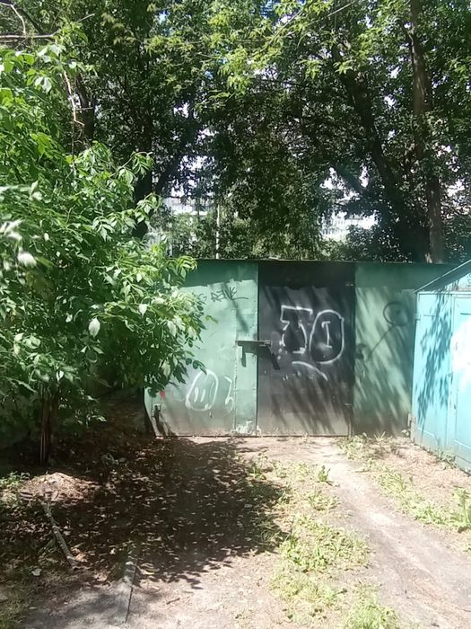 Гараж продам к 6×4  продам