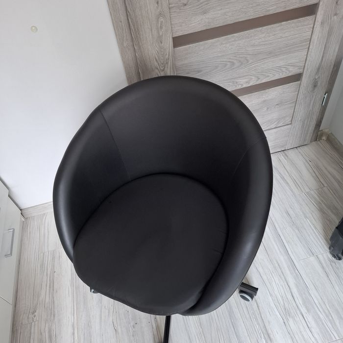 Fotel obrotowy IKEA SKRUVSTA