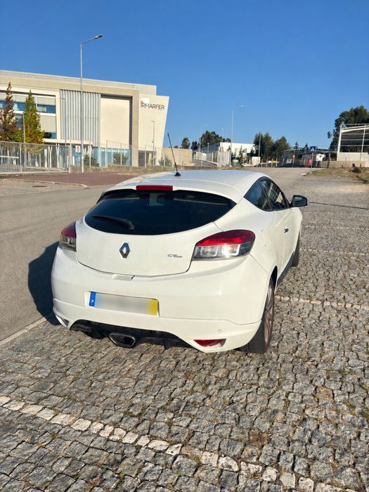 Renault Mégane III Coupé GT Line 1.5 dCi 110 cv – 2012