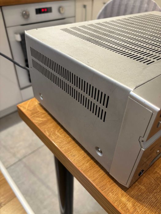 Amplituner Sony STR-DE598