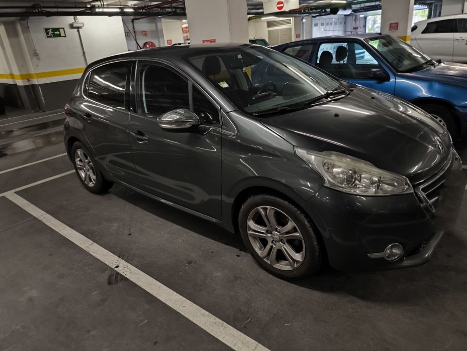 Peugeot 208 allure