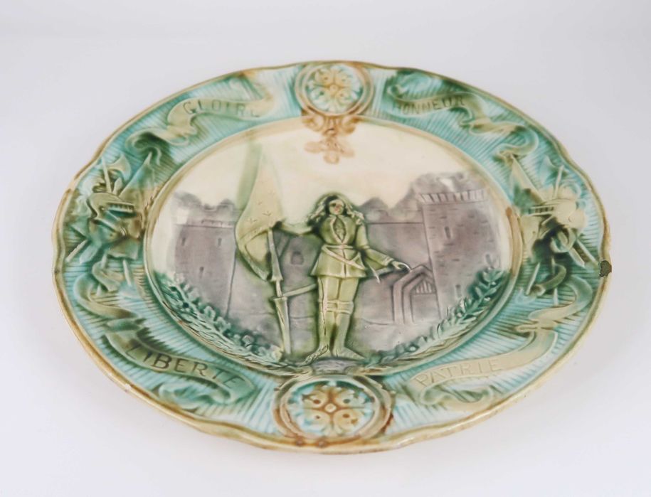 Prato majolica antigo Joana d'Arc