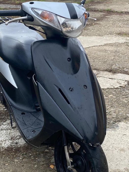Продам скутер Сузукі адрес v50