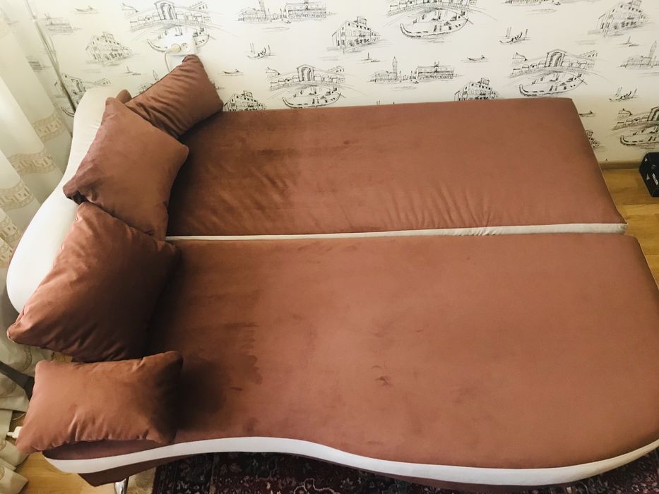 Диван (повністю відреставрований)