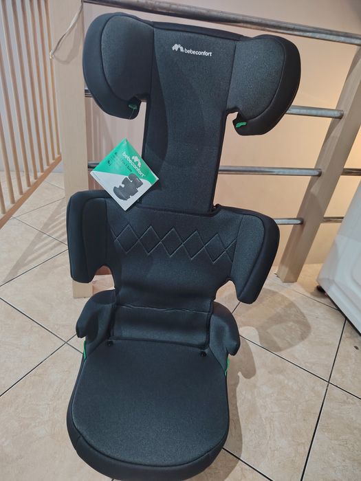 Sprzedam fotelik samochodowy Bebe Confort I-size ISOFIX 15-36kg