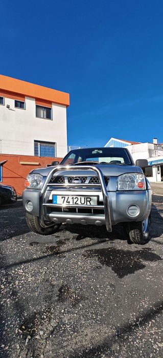 Nissan Navara. recentemente pintada. muito estimada. meter gasóleo e andar. — photo 2