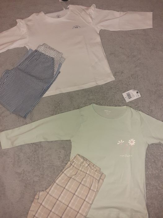 Lote de 2 pijamas novos da Mo. Tamanho 4-5anos