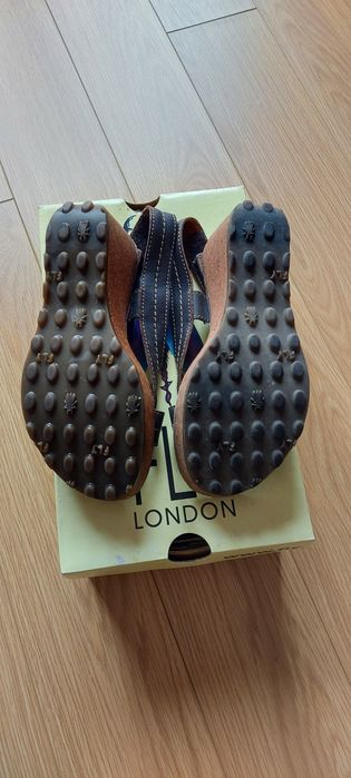 Sandálias Fly London