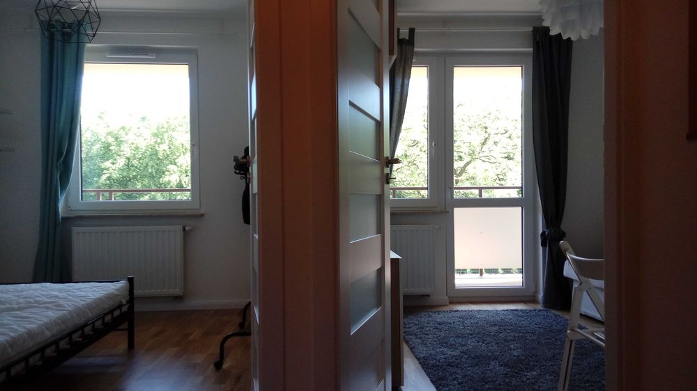 Wynajmę mieszkanie kawalerkę 2 pokojowe Koncertowa Melomanów + garaż