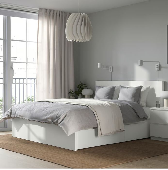 Sprzedam używaną ramę łóżka Malm Ikea 160x200cm.