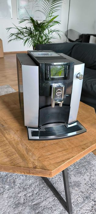 Ekspres do kawy Jura E6 możliwość NEGOCJACJI CENY!
