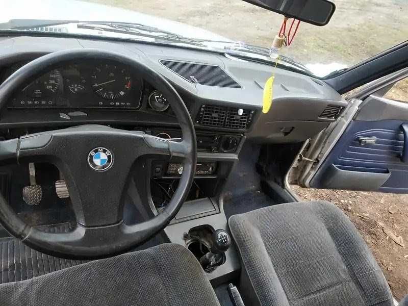 BMW 5 Series 1983