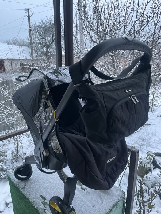 Doona автокрісло limited