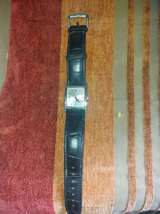 Relogio parfois mulher