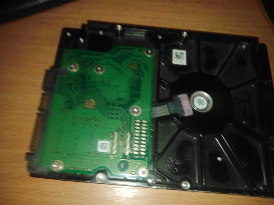 Жесткий диск Seagate barracuda 250 gb sata полурабочий + БОНУС