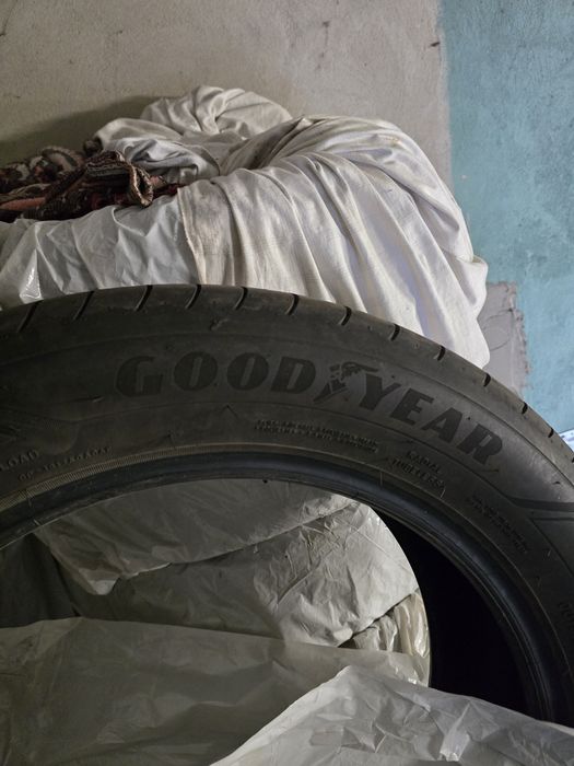 4 opony Goodyear efficientgrip performance 2 215/55 R18 jak nowe