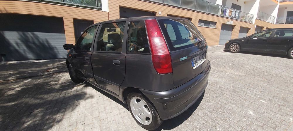 Punto clássico apenas 70 mil km reais, inspecção até Setembro 2027