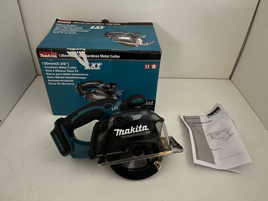 MAKITA Przecinarka piła do metalu akumulatorowa 18V 136x20 mm DCS552Z