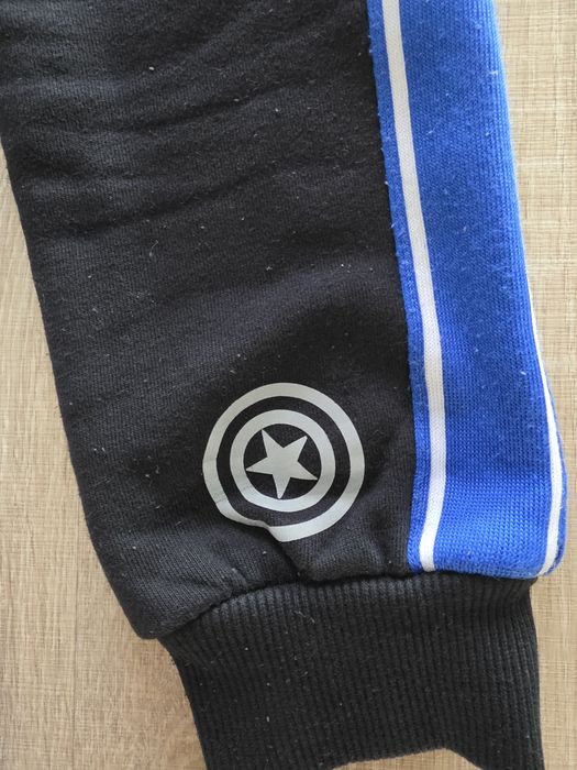 Spodnie dla chłopca Marvel