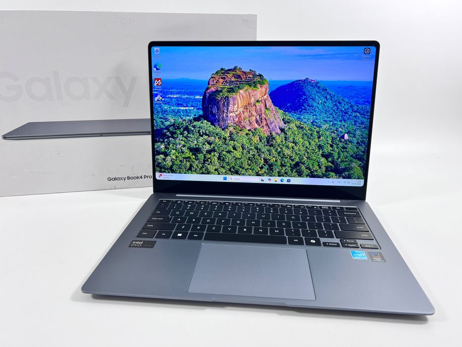 Сенсорний Samsung Galaxy Book4 Pro 14 Ultra 5 125H 16GB 512GB Гарантія