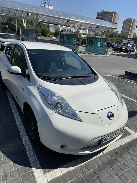 Nissan leaf 2014