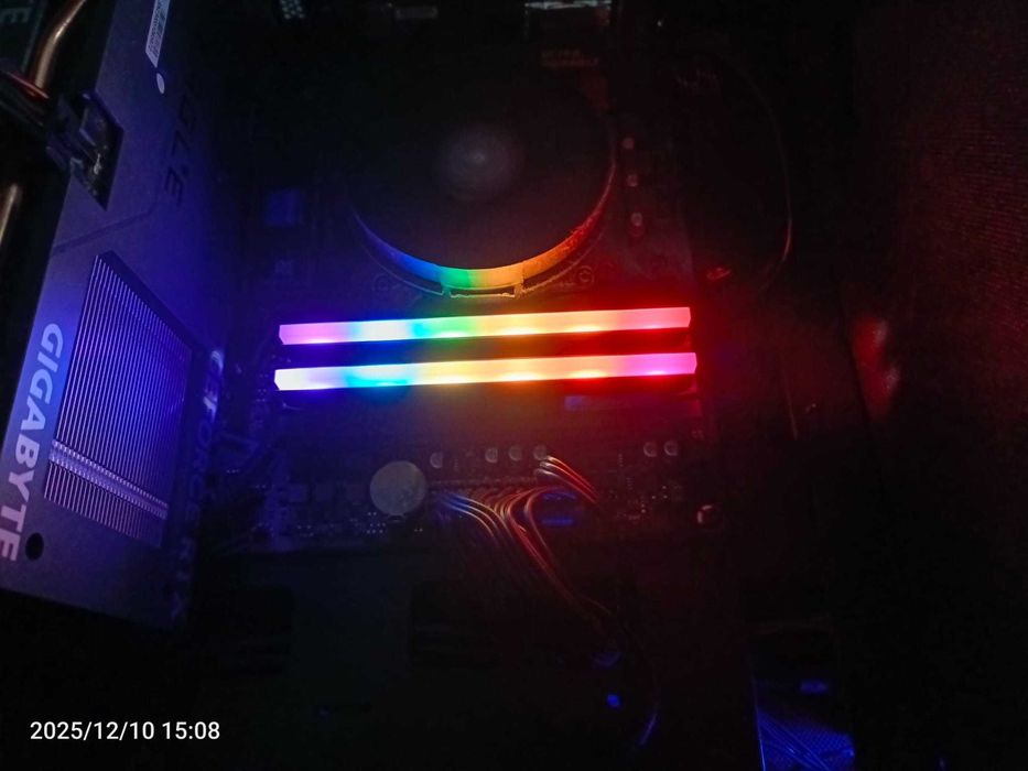 Gigabyte AORUS RGB 16GB DDR4-3333 2x8GB - jak nowe!