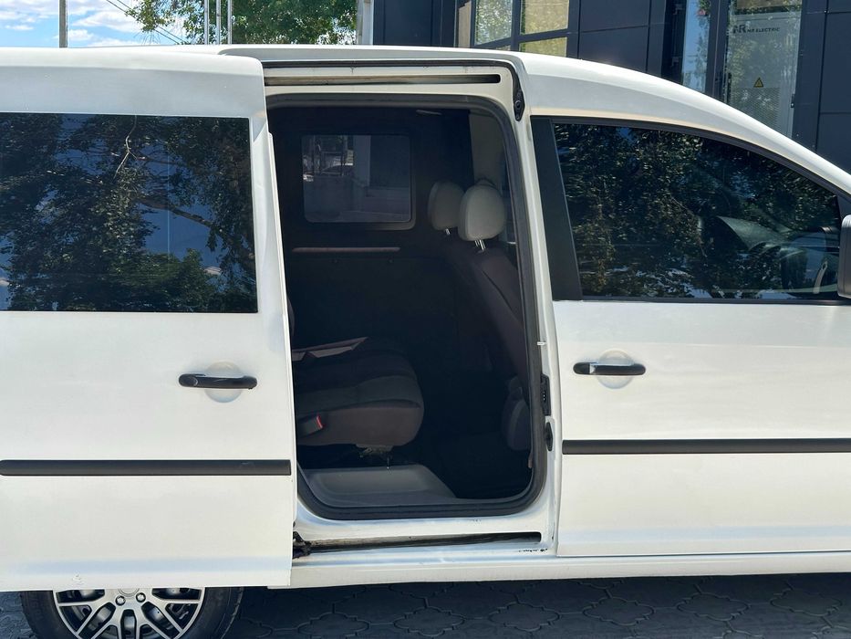 Продам VOLKSWAGEN Caddy пас 2005 2.0d механiка