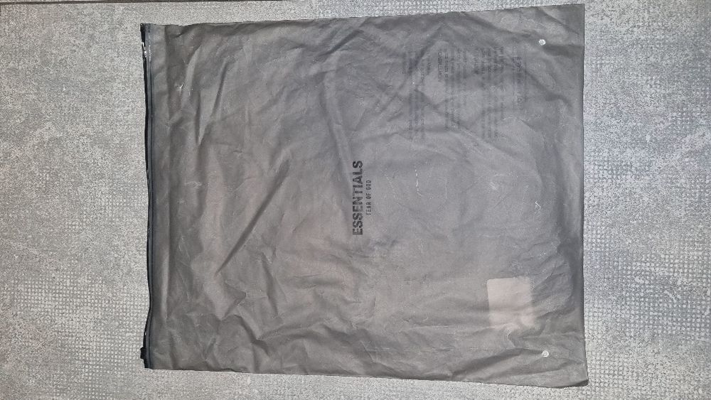 bluza essentials L