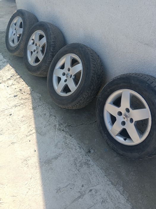 Диски з резиною r15 Пежо Сітроен 4/108