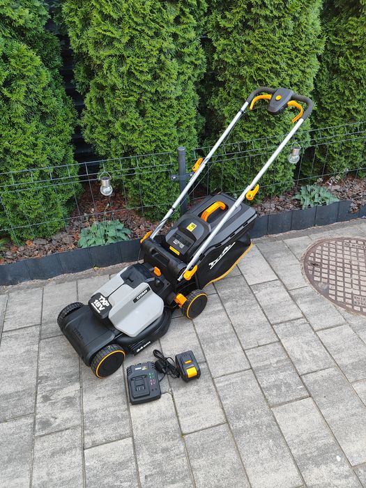 Akumulatorowa kosiarka Titan 18v, 5ah, ładowarka, rok 2024