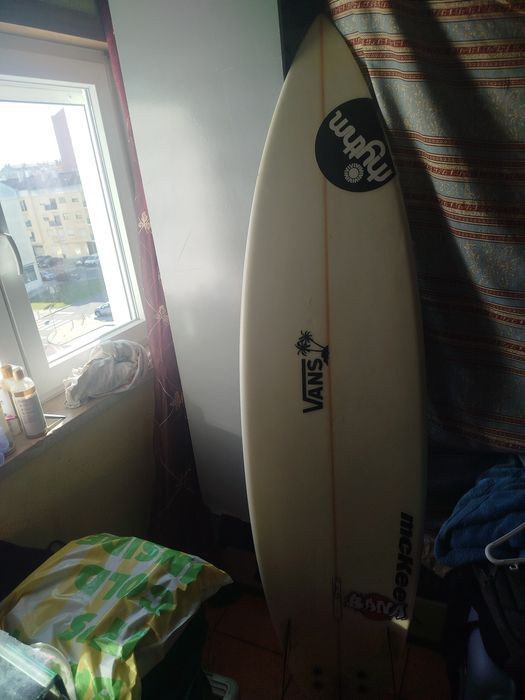 Prancha de surf em bom estado