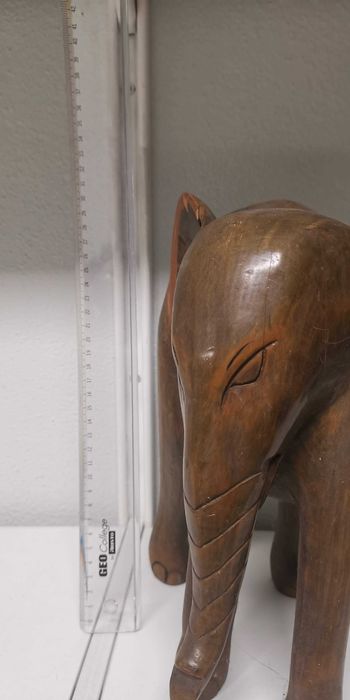 Escultura africana em madeira original em pau-ferro (anos 60)