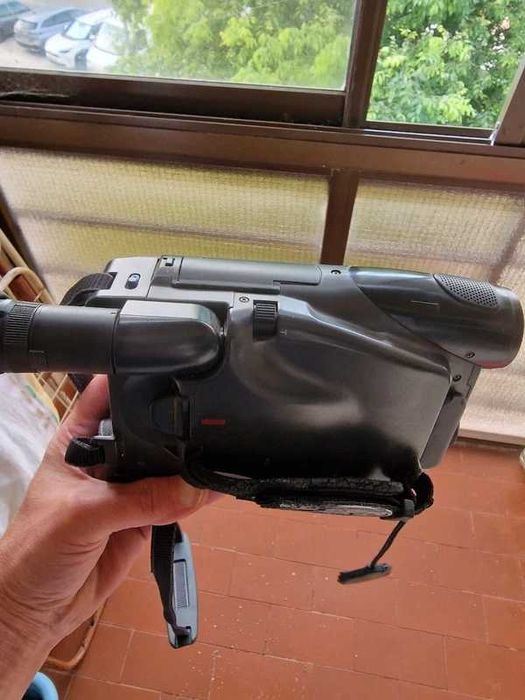 Câmara de video Vhs-C Philips não testada