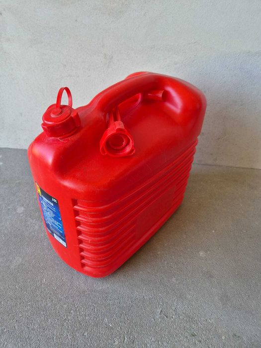 Kanister plastikowy SENA 20L na paliwo + lejek